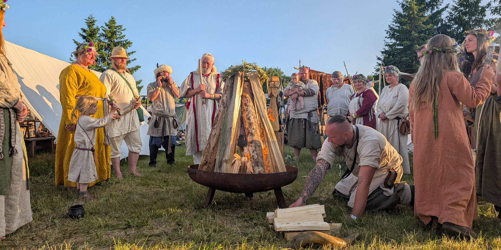 das heilige Feuer ist entzündet